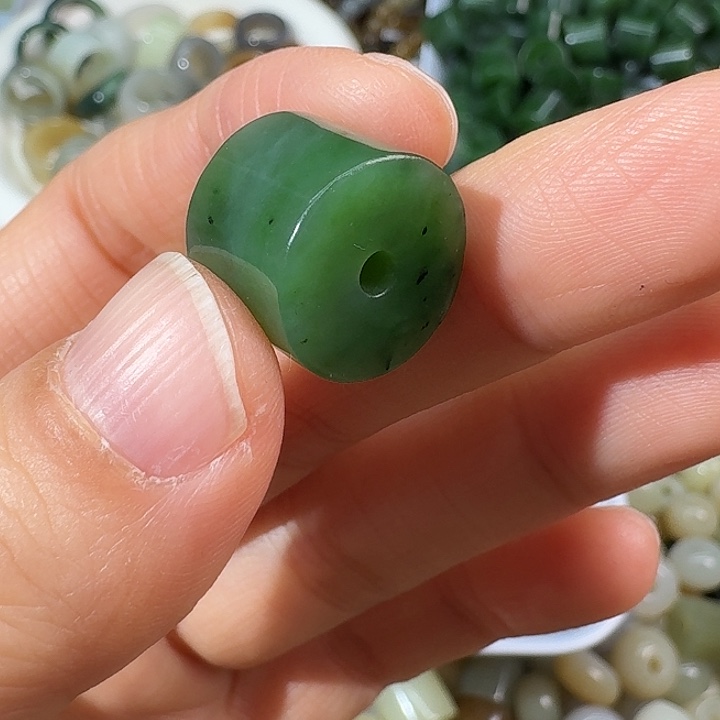 和田玉（碧玉）未镶嵌颈饰1115