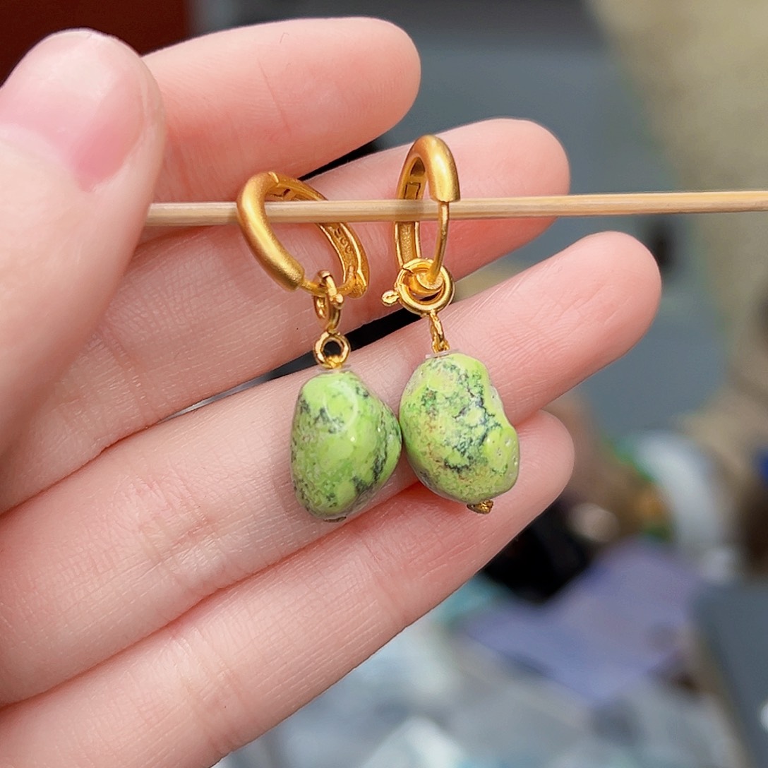 绿松石珠宝奇石未镶嵌