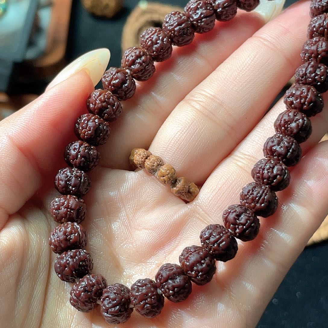 金刚菩提吊坠a*a老树王手串