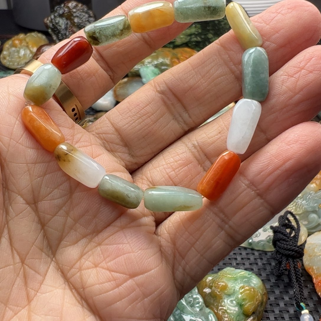 .***…翡翠裸石缅甸翡翠