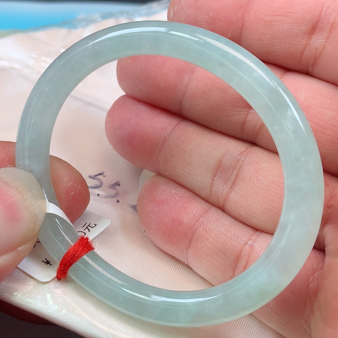 未镶嵌手镯（贵妃镯）翡翠1031号