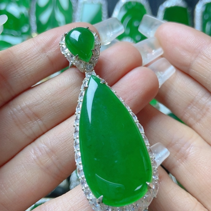 翡翠颈饰银S925镶嵌