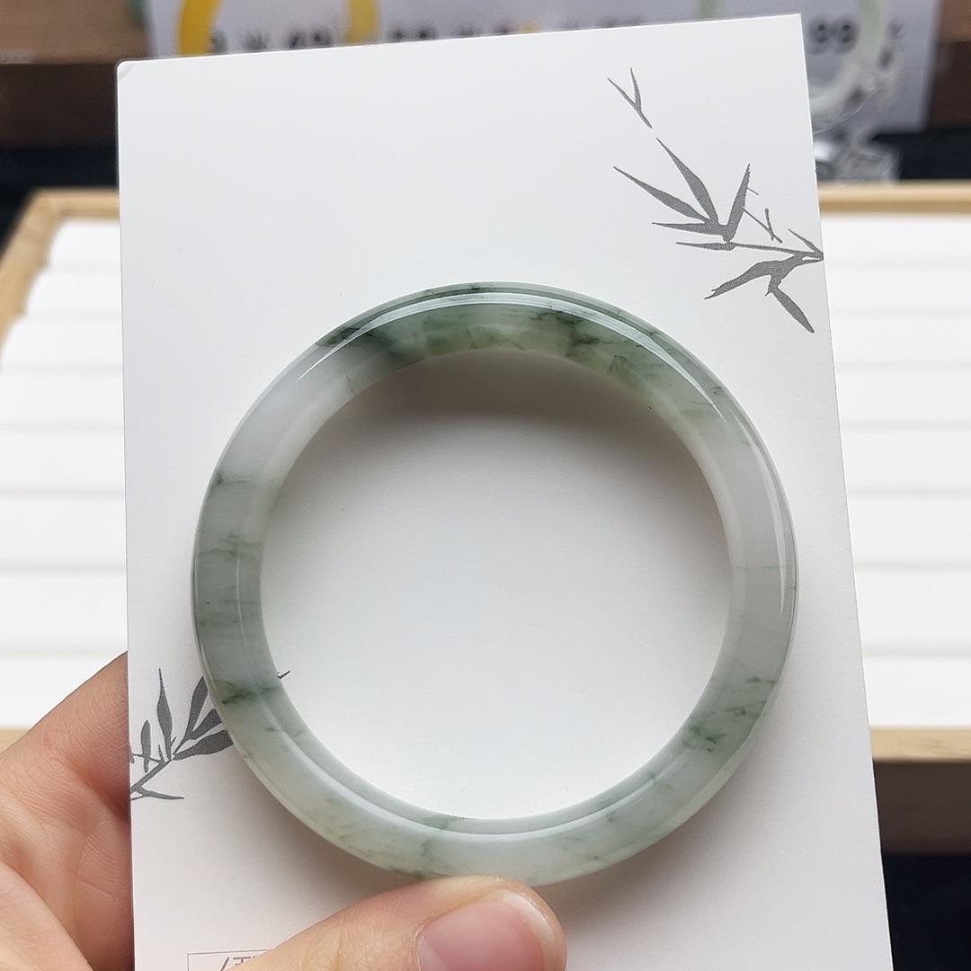 未镶嵌手镯石英质玉12