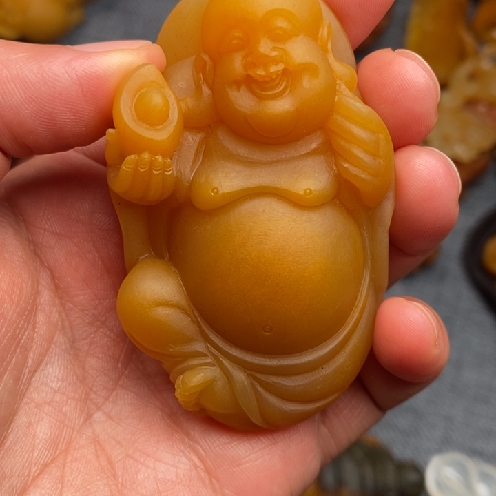 石英质玉（黄龙玉）合金颈饰