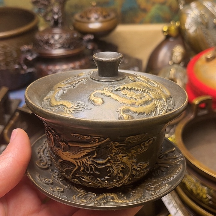 精美铜器批发档口