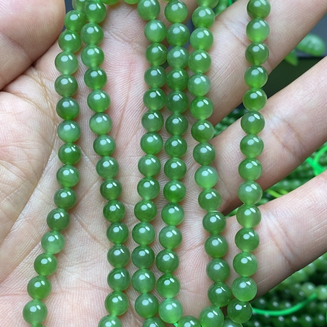 和田玉（碧玉）未镶嵌项链