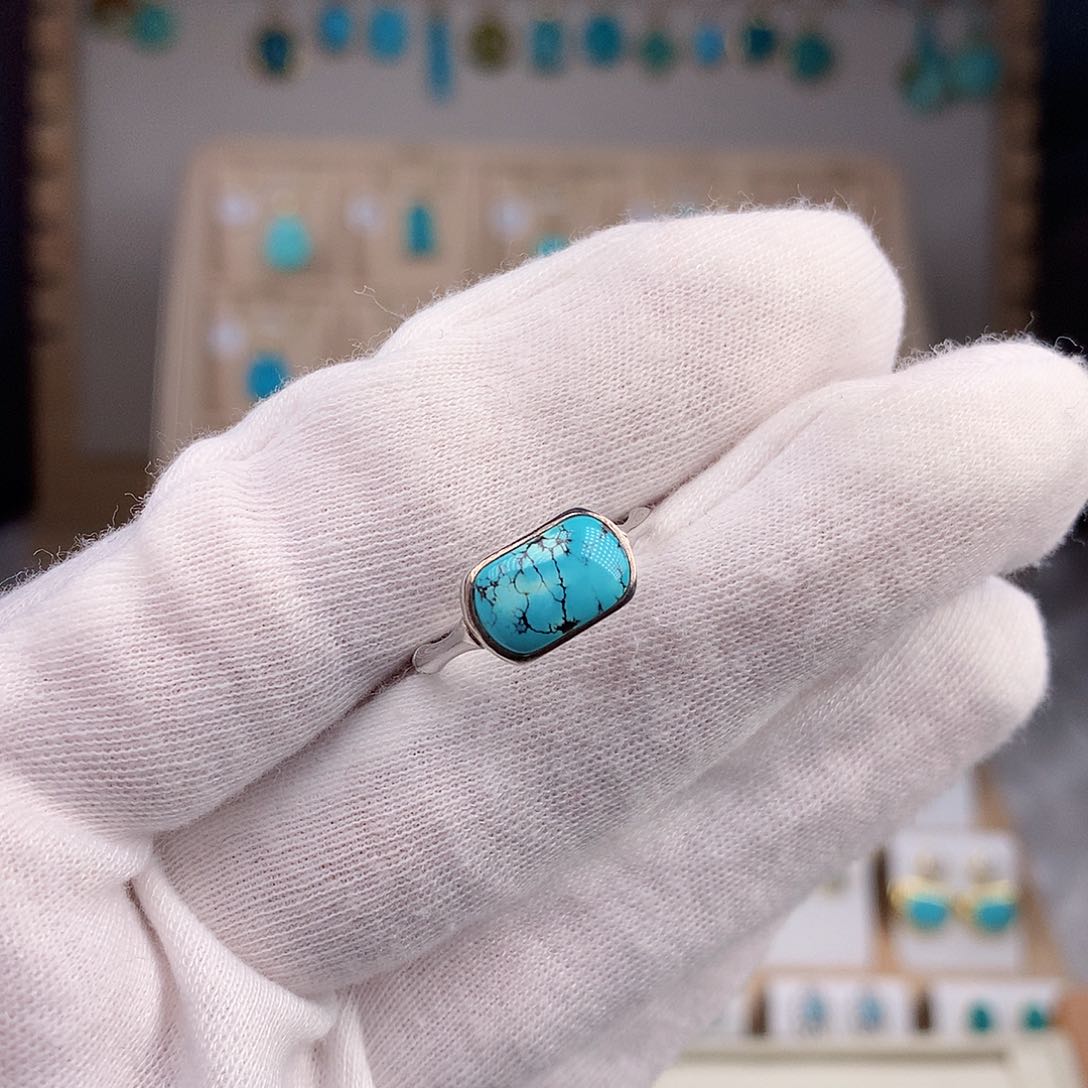 绿松石戒指银S925镶嵌温**莪