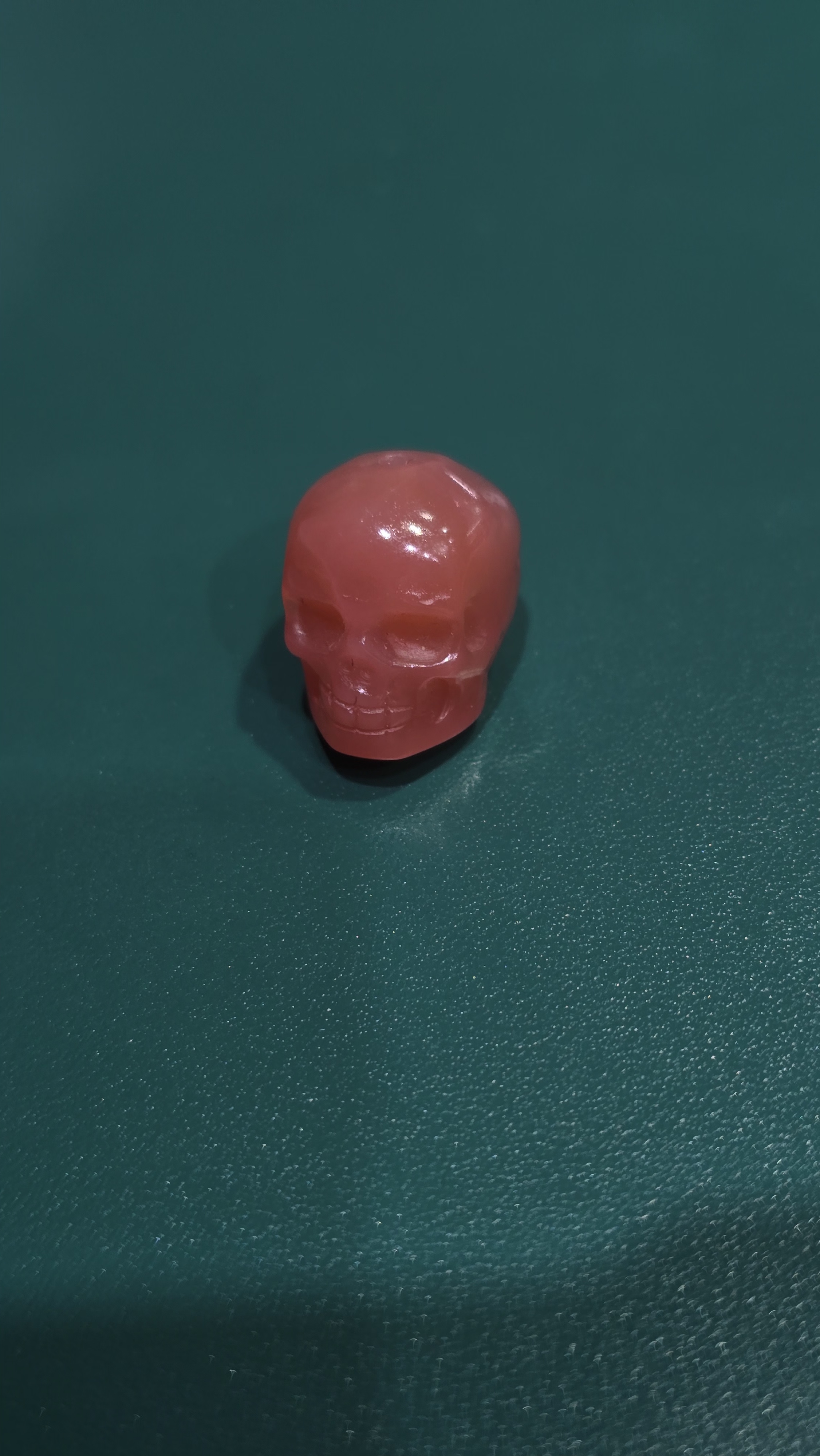 红玉髓雕刻件