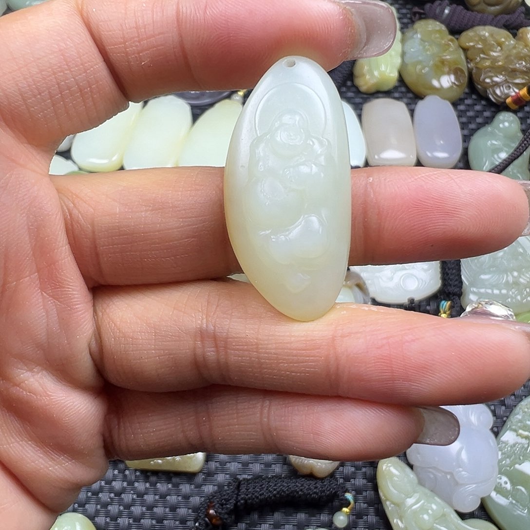 和田玉未镶嵌吊坠(不含链)福利漏，不退不换，卡38