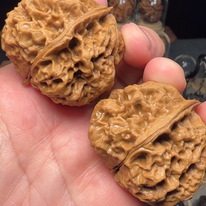 文玩核桃把件壬寅金蟾43mm