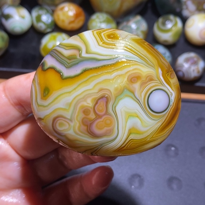 未镶嵌玛瑙/玉髓珠宝半成品24