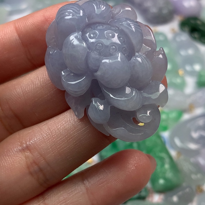 翡翠挂件未镶嵌包**郎翡翠