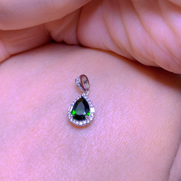 吊坠透辉石银S925镀金镶嵌盐*人