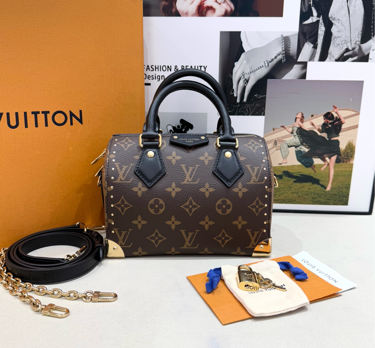 未使用 LouisVuitton/路易威登 Speedy Trunk20枕头包全新/2909