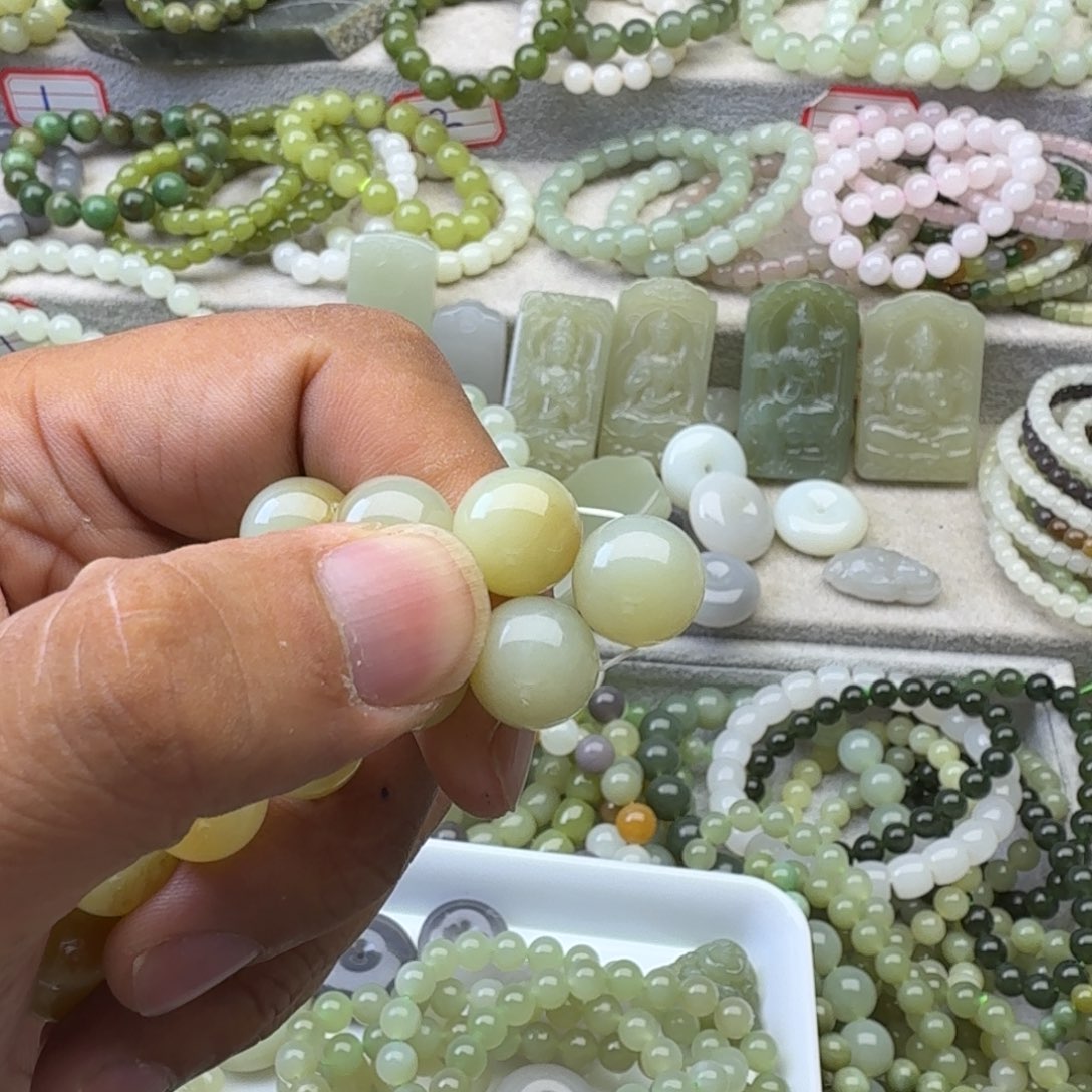 西***风和田玉未镶嵌手链