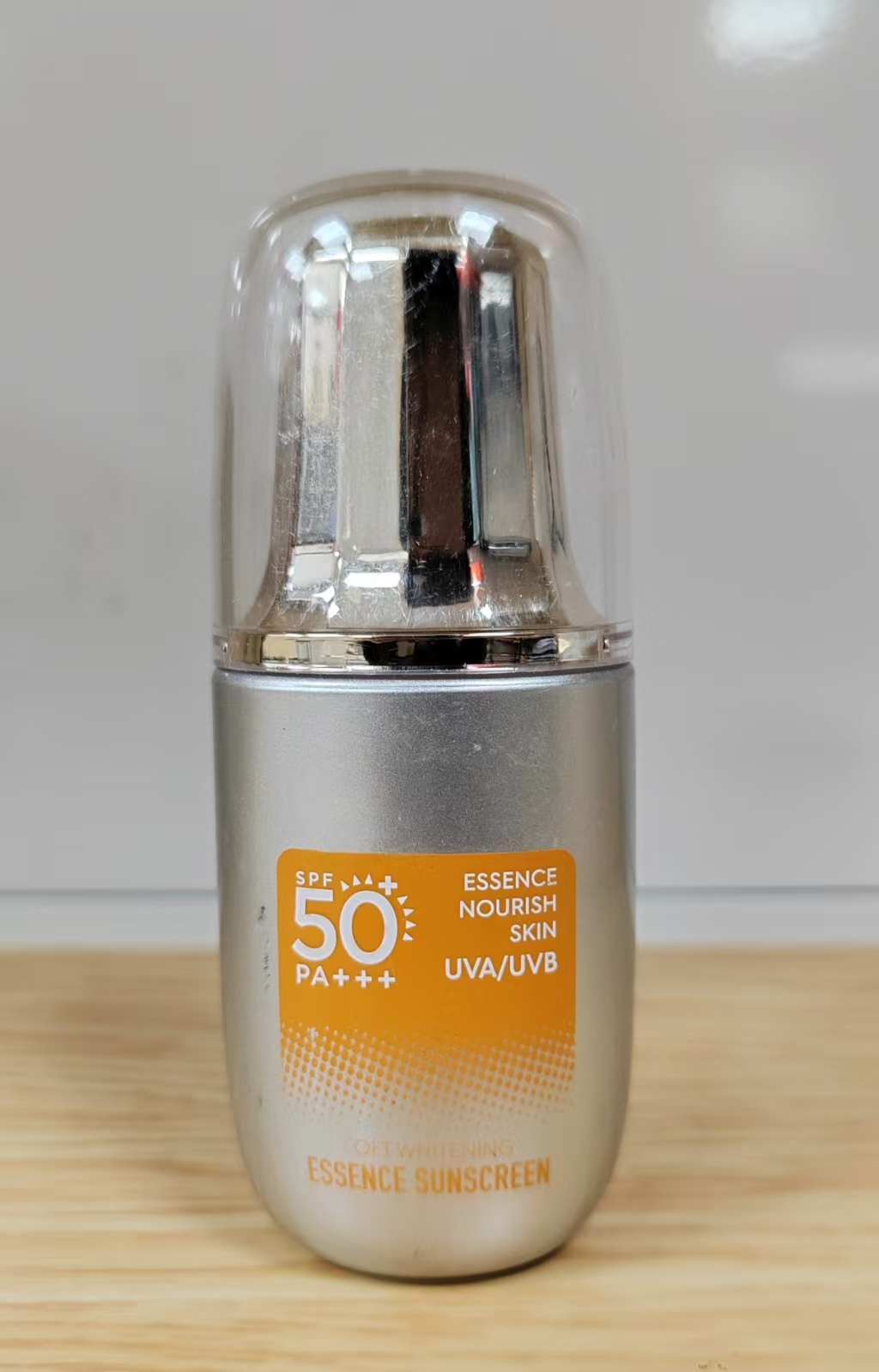 A052 高柔皙透白精华防晒霜50g