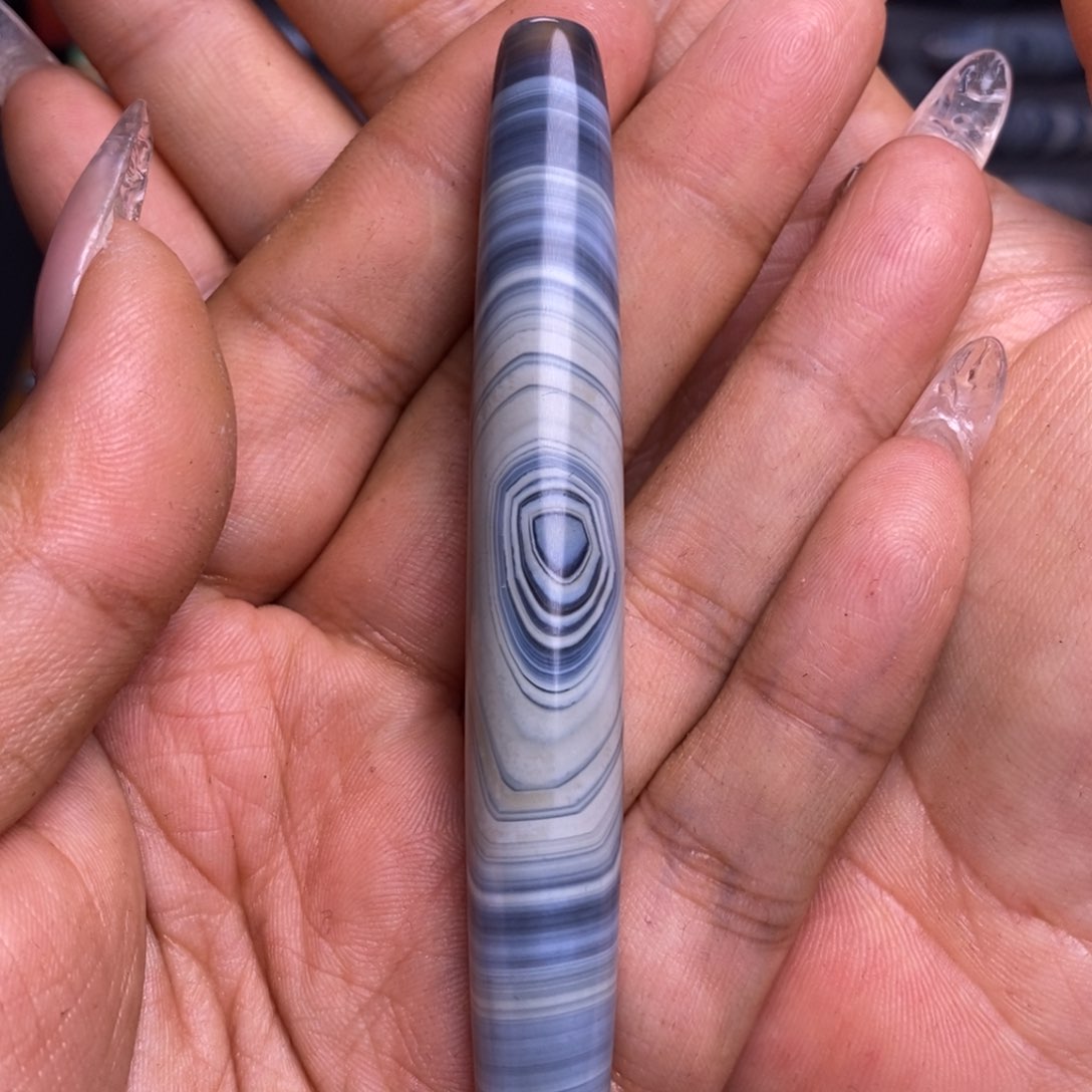 玛瑙/玉髓珠宝半成品未镶嵌梧*子