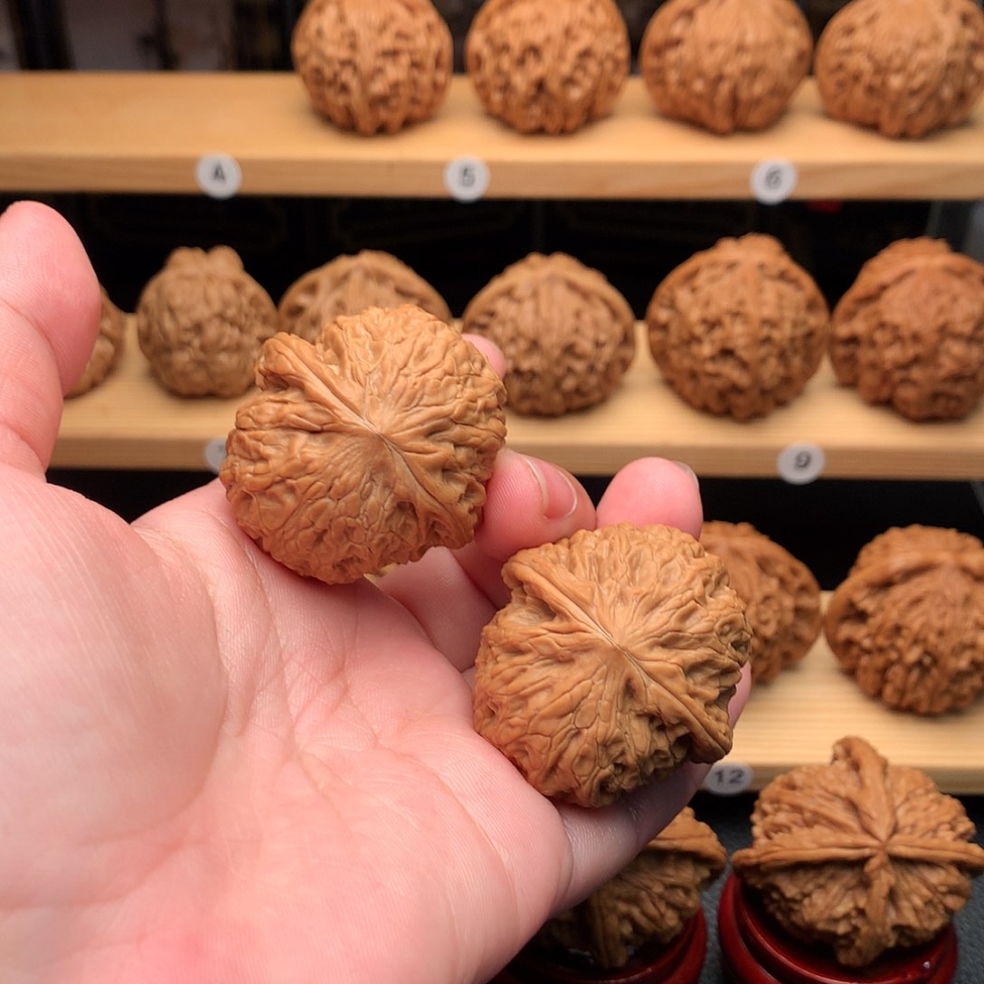 文玩核桃吊坠269号铁锤37+