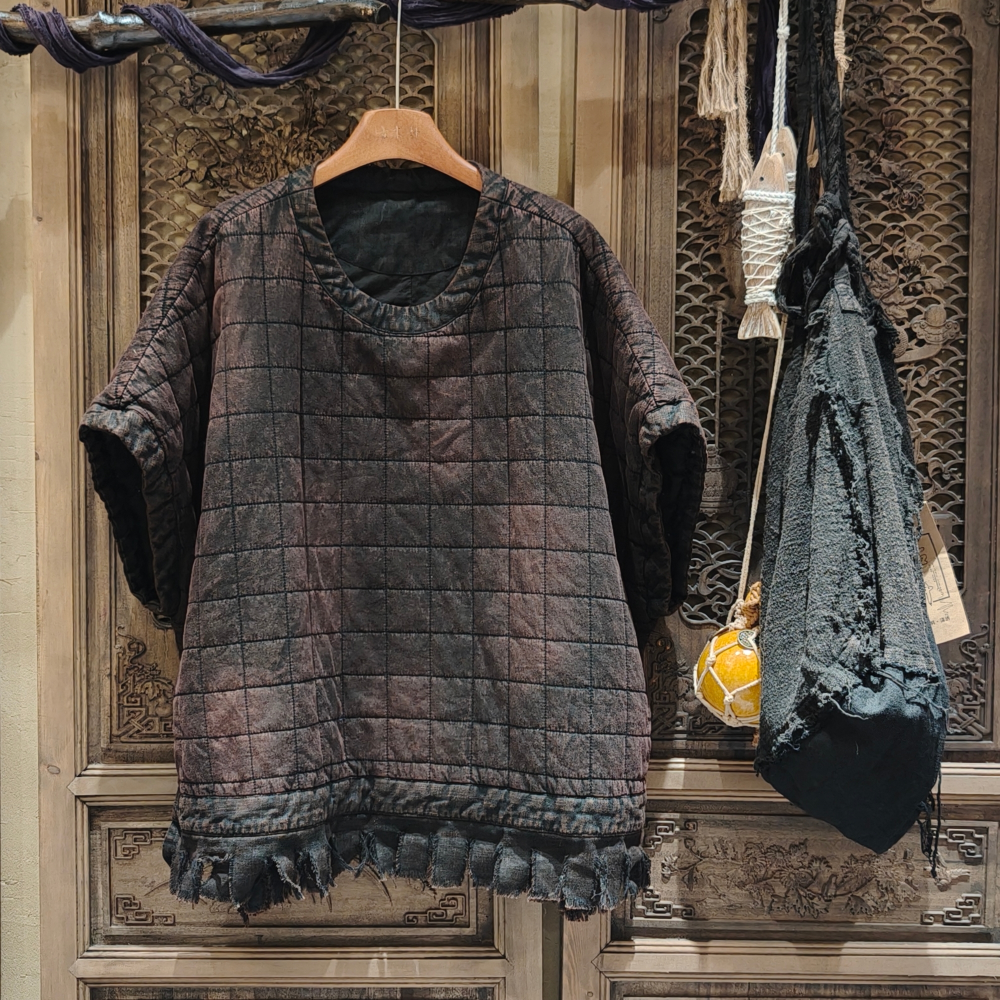 虞姑娘推荐  复古做旧亚麻擦色流苏压格棉马甲【衣长75胸围160】