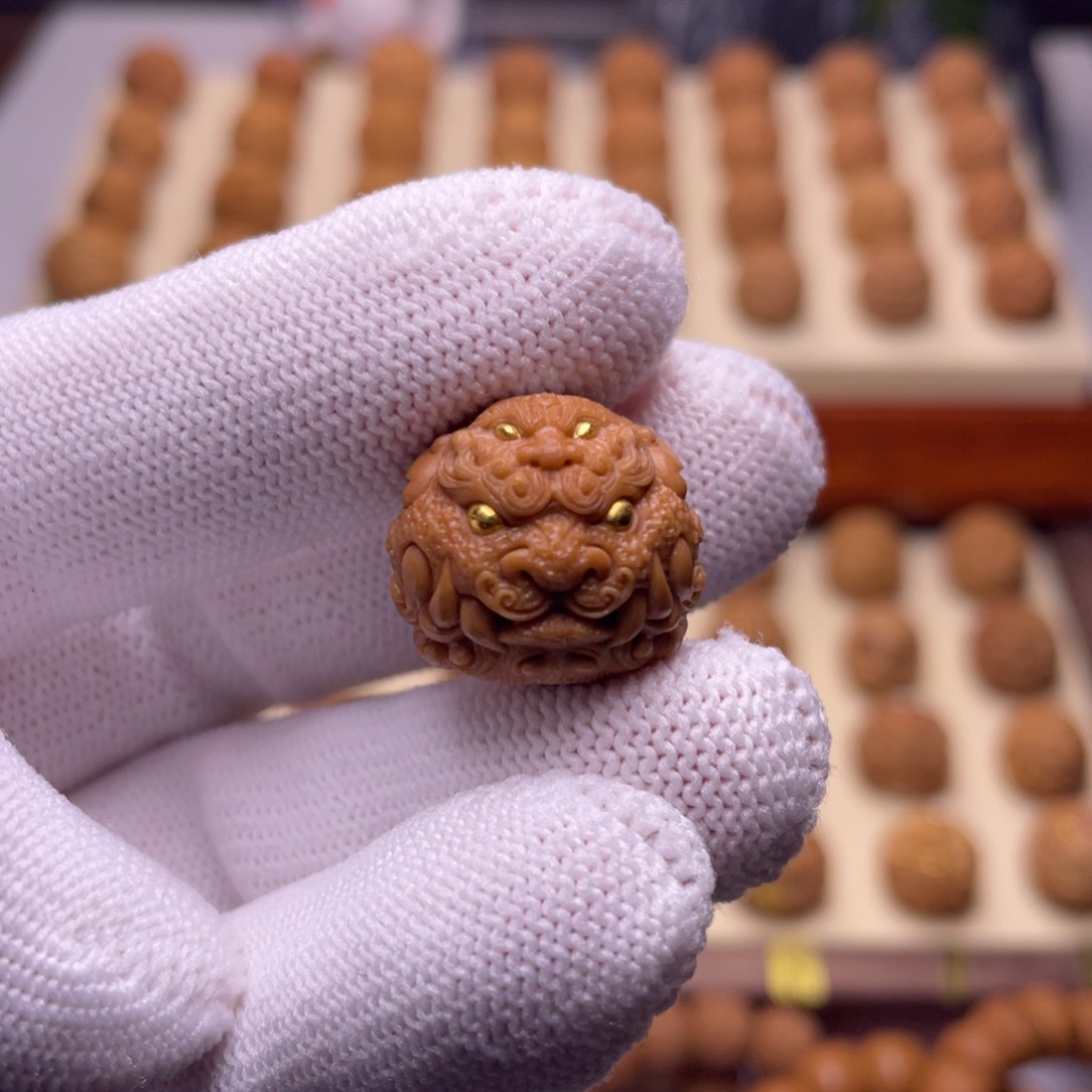 猴头核桃吊坠白虎兽球镶嵌＋通体银管