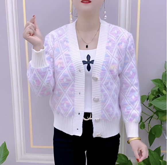 2025春秋复古温柔减龄宽松外穿开衫菱形毛衣菱格短款针织衫女外套