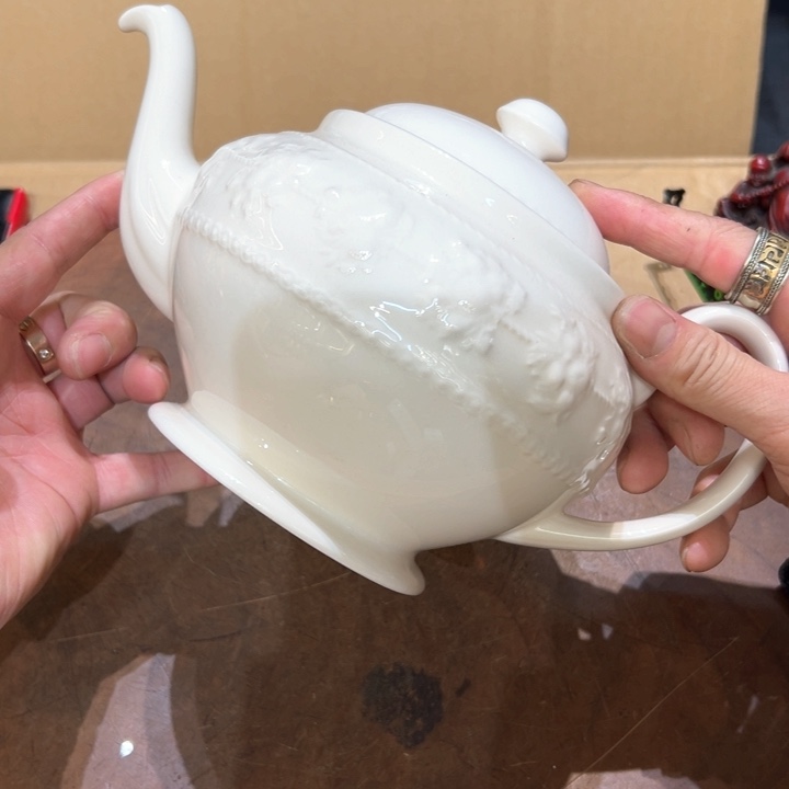 瓷器周边默认瑕疵1