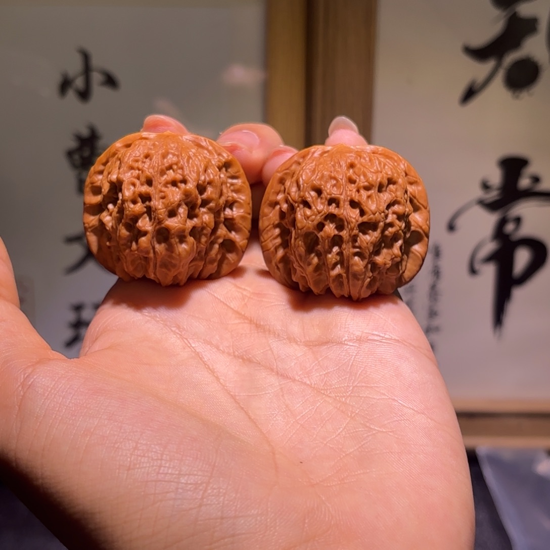 文玩核桃吊坠38.5打完底血麒麟