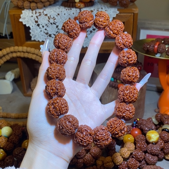 ****门金刚菩提手串235玉华18颗树王一物