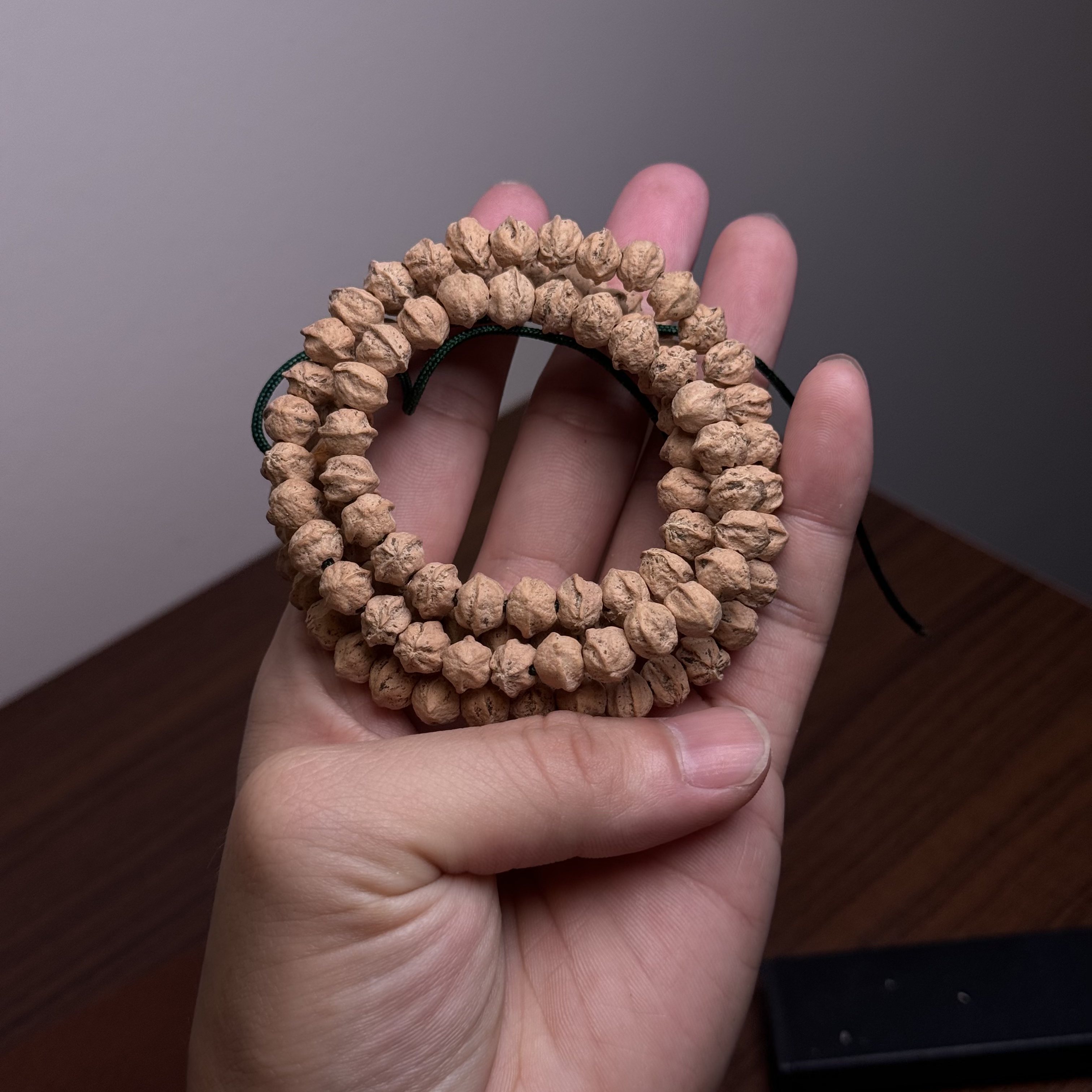 热振柏香籽原桩粉皮横打尺寸9左右