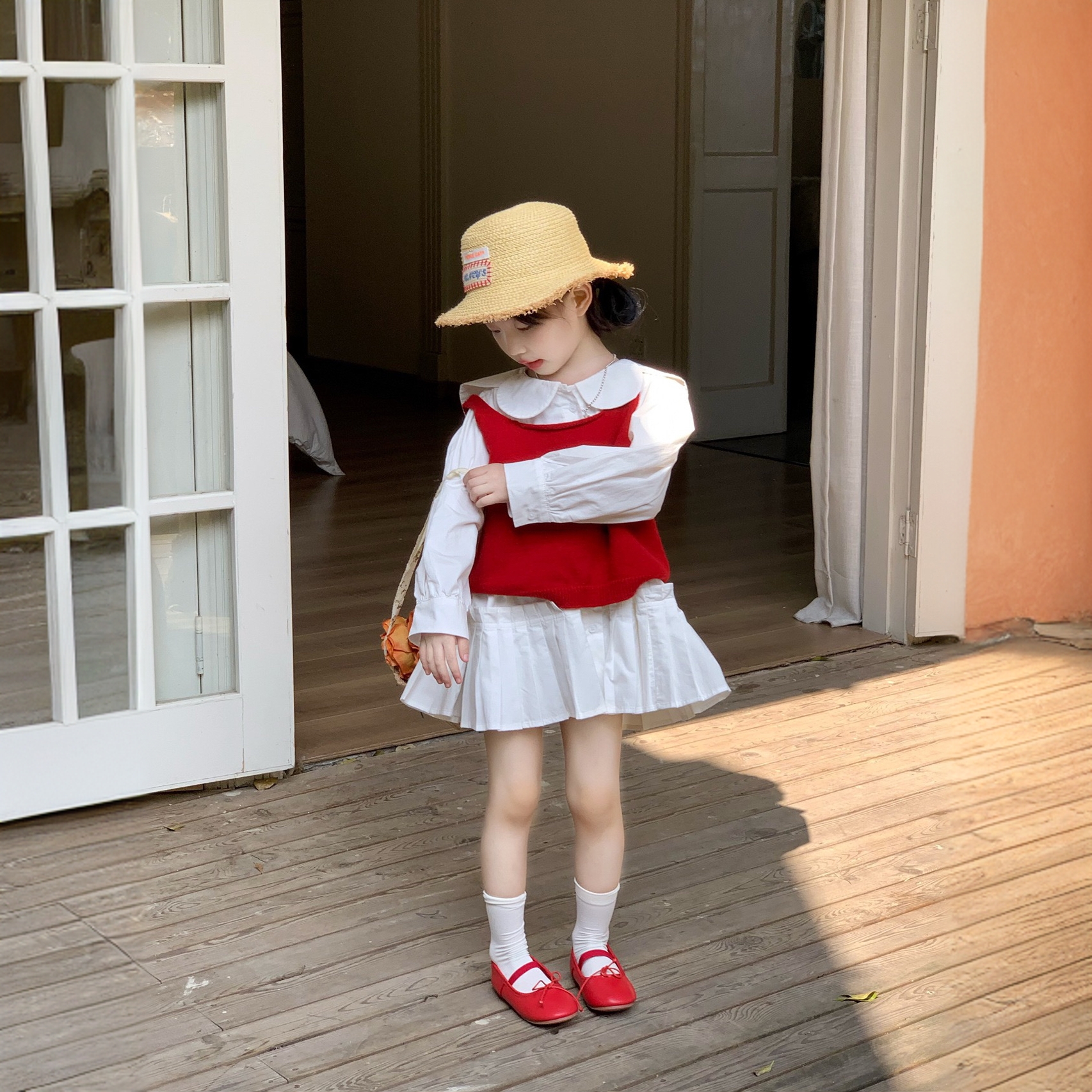2025秋季新款童装儿童红色毛衣背心女童长袖百褶裙边大翻领衬衫裙