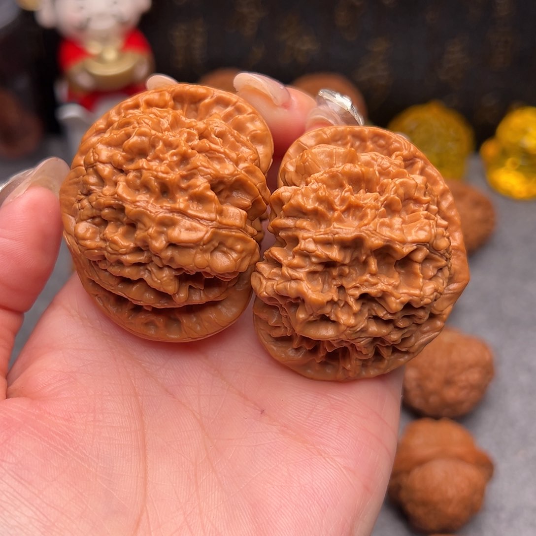 把件文玩核桃毕业精品精配麒麟纹官帽51全品克56.7