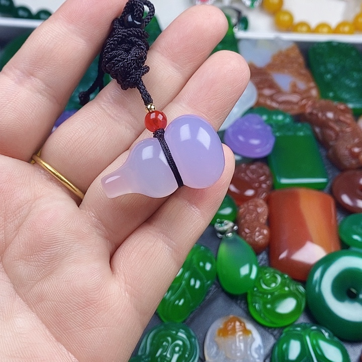 玛瑙/玉髓颈饰未镶嵌