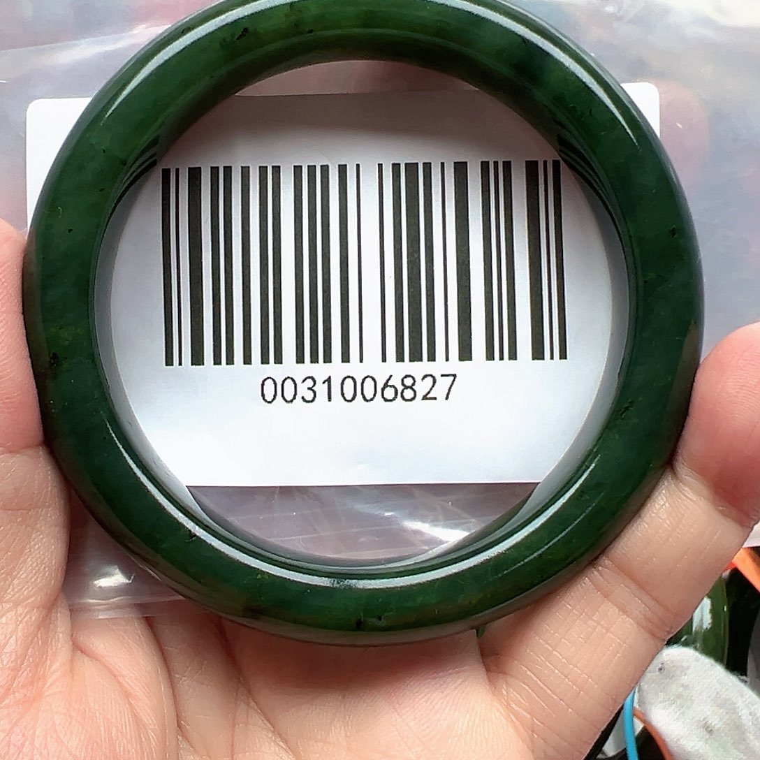 ᐝ***࿐和田玉未镶嵌手镯