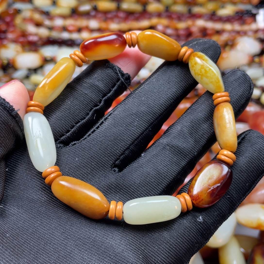 未镶嵌和田玉手链