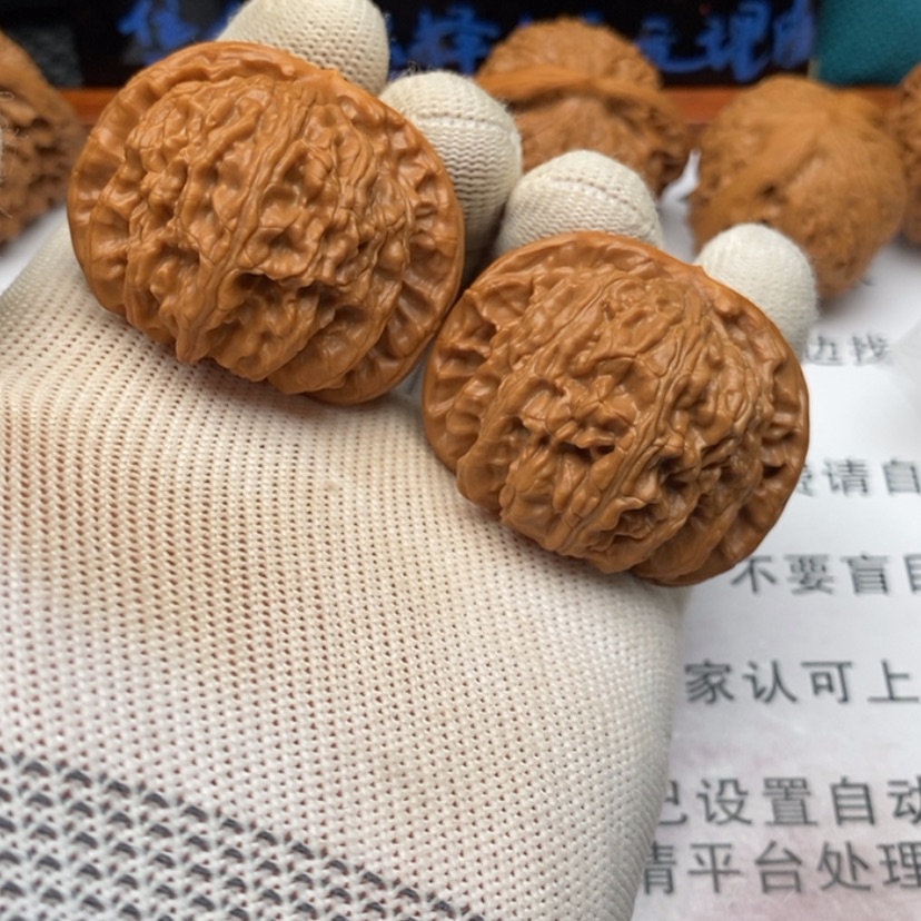 【闪购商品】吊坠文玩核桃吧***波47白狮子