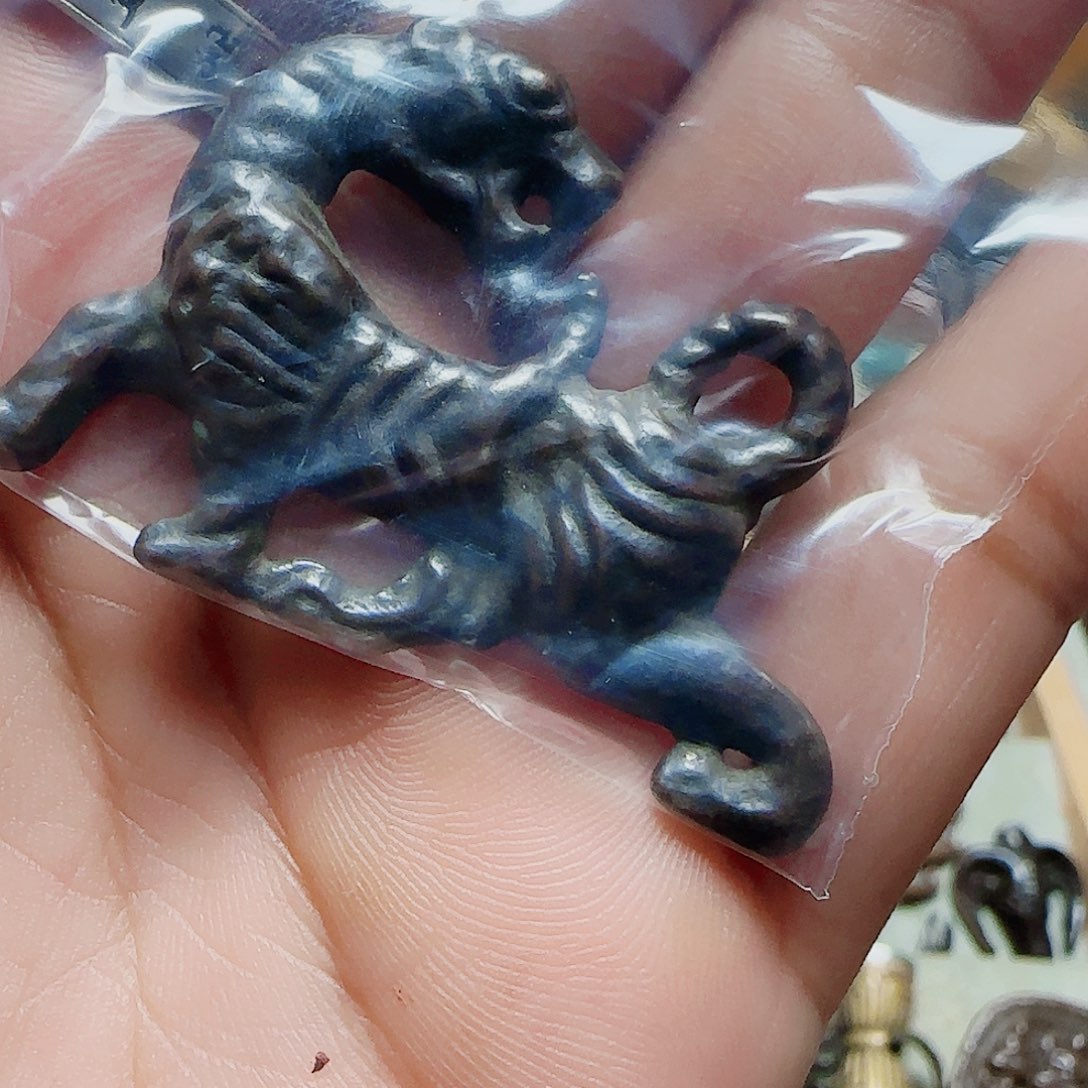 潘****牌…………………………………………