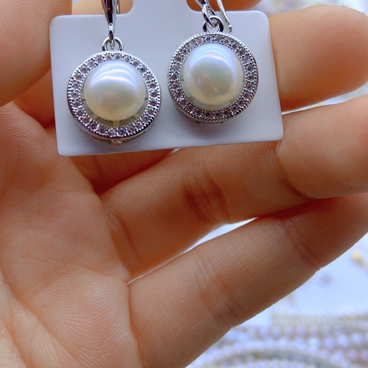 淡水珍珠颈饰未镶嵌