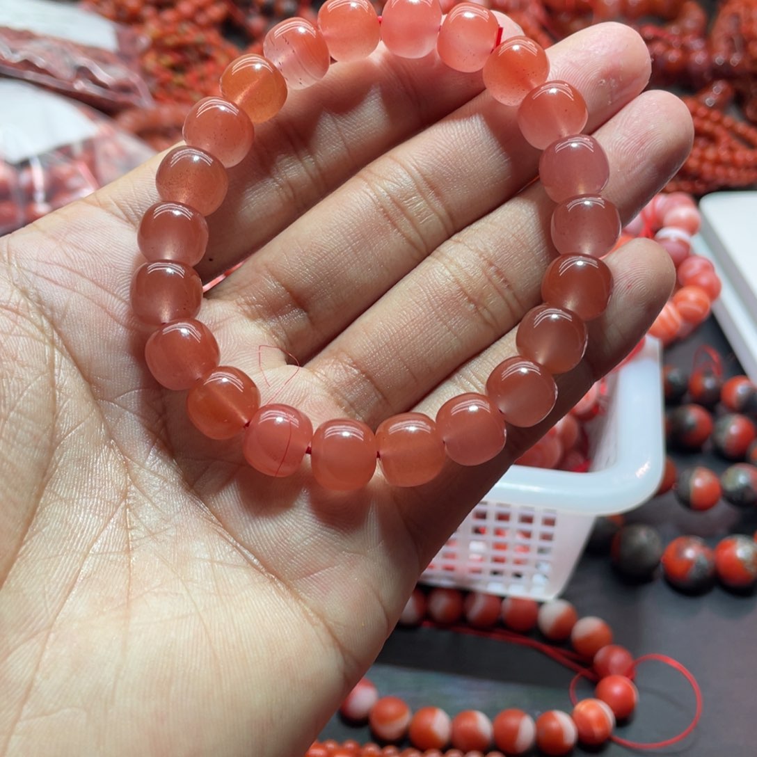 南红玛瑙手链未镶嵌