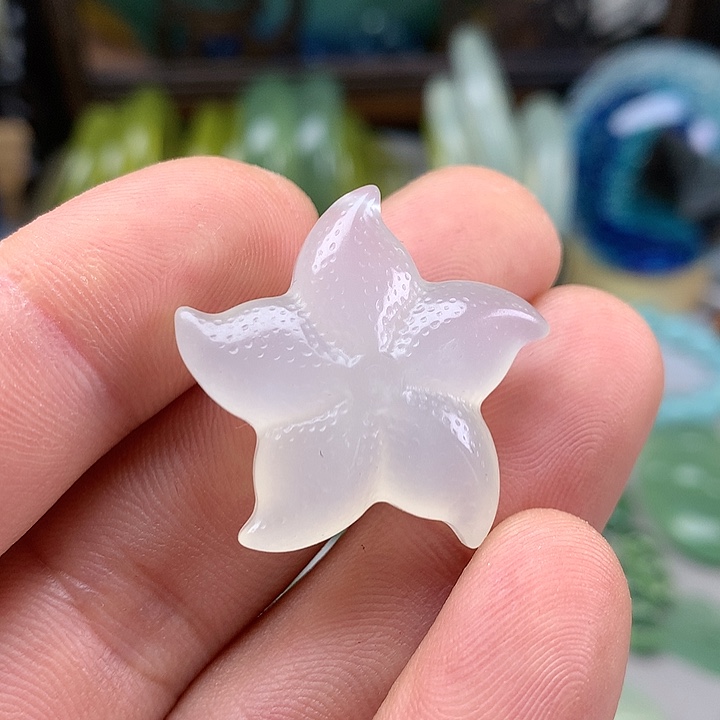 蛇纹石玉挂坠未镶嵌