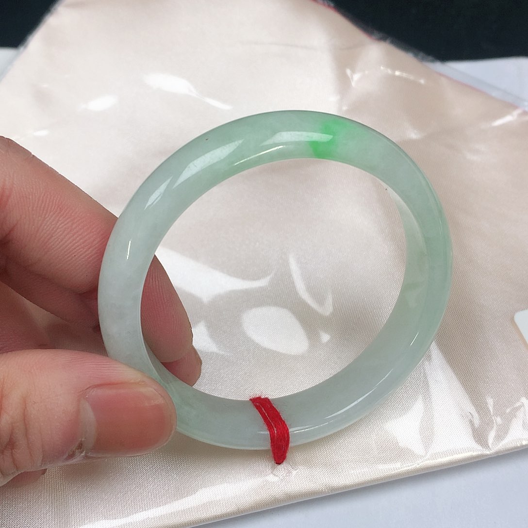 翡翠手镯未镶嵌圈51