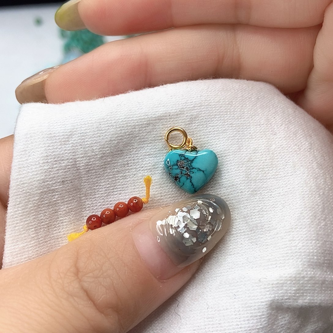 南红玛瑙未镶嵌珠宝奇石