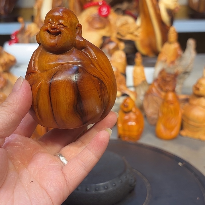 柏木太行崖柏弥勒佛