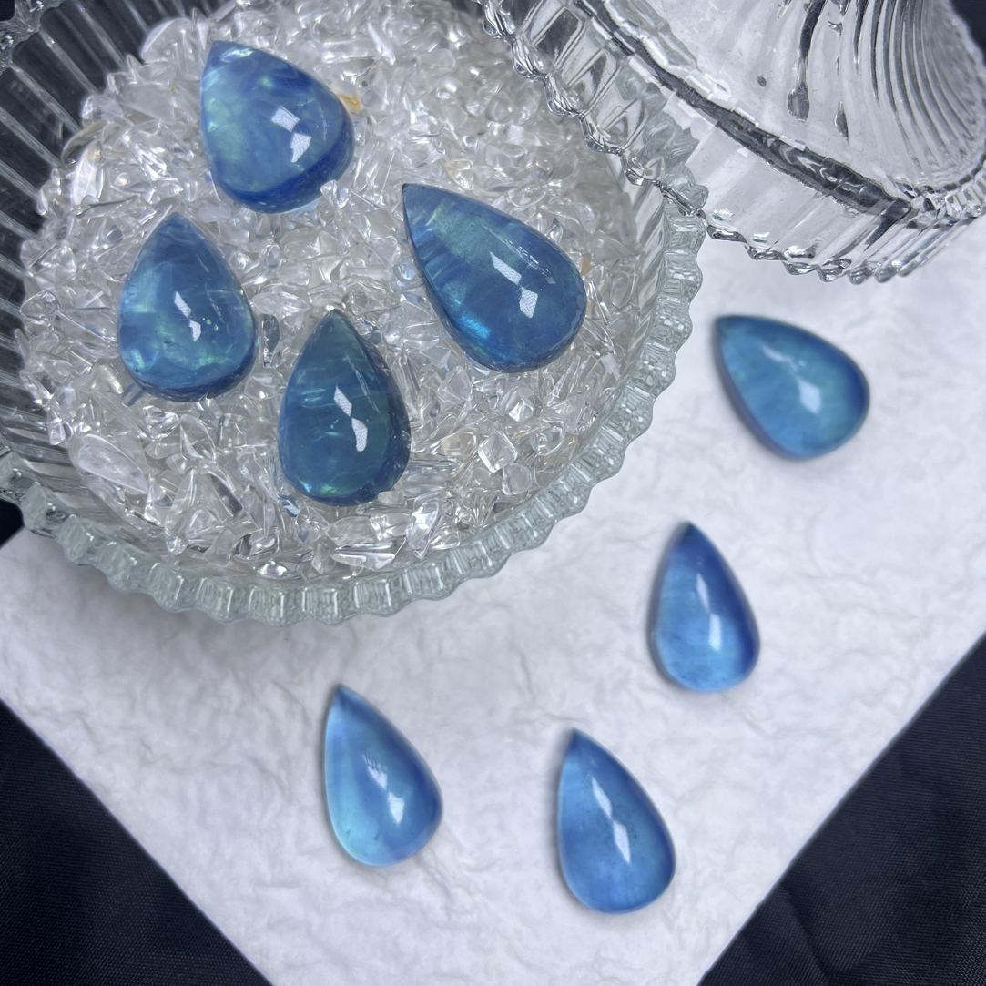 天然毕业魔鬼蓝海蓝宝手串吊坠配件饰品雕刻件挂坠毛衣链高端礼物