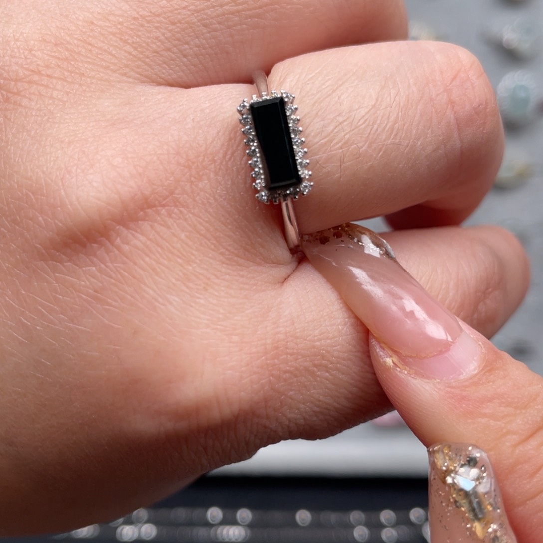 翡翠戒指银S925镶嵌戒指