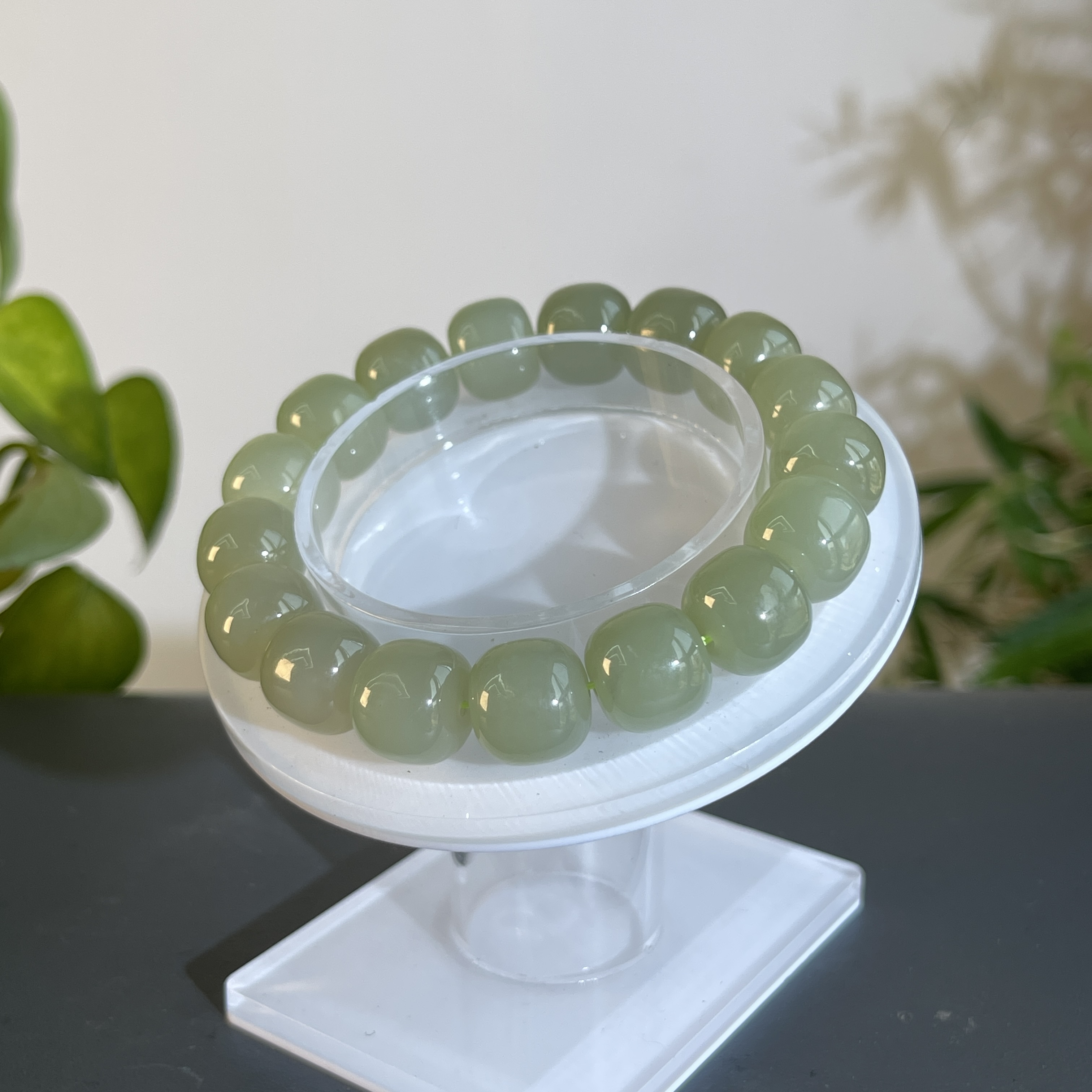 JXW18-182 和田玉-手串