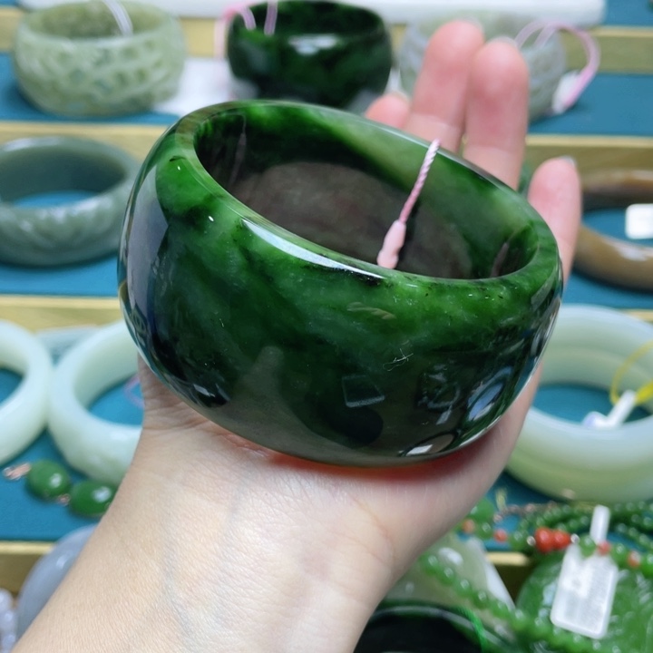 和田玉手62圈口 编号22未镶嵌