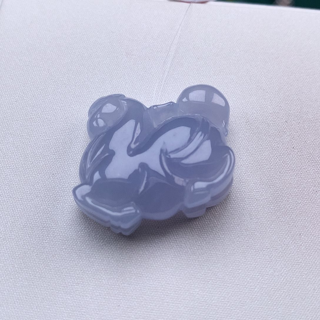 翡翠未镶嵌颈饰马上有钱