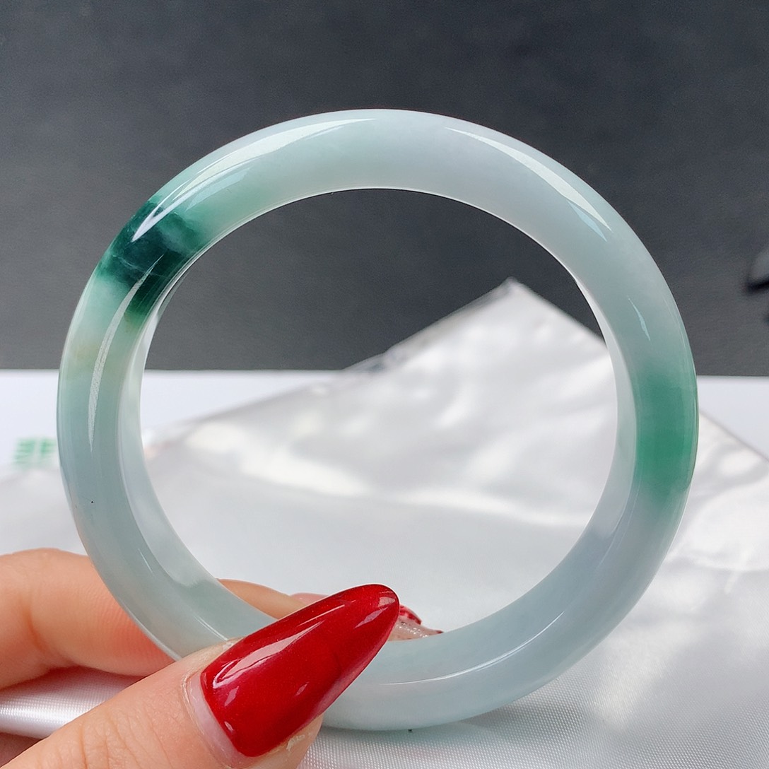 翡翠手镯未镶嵌36正56.8