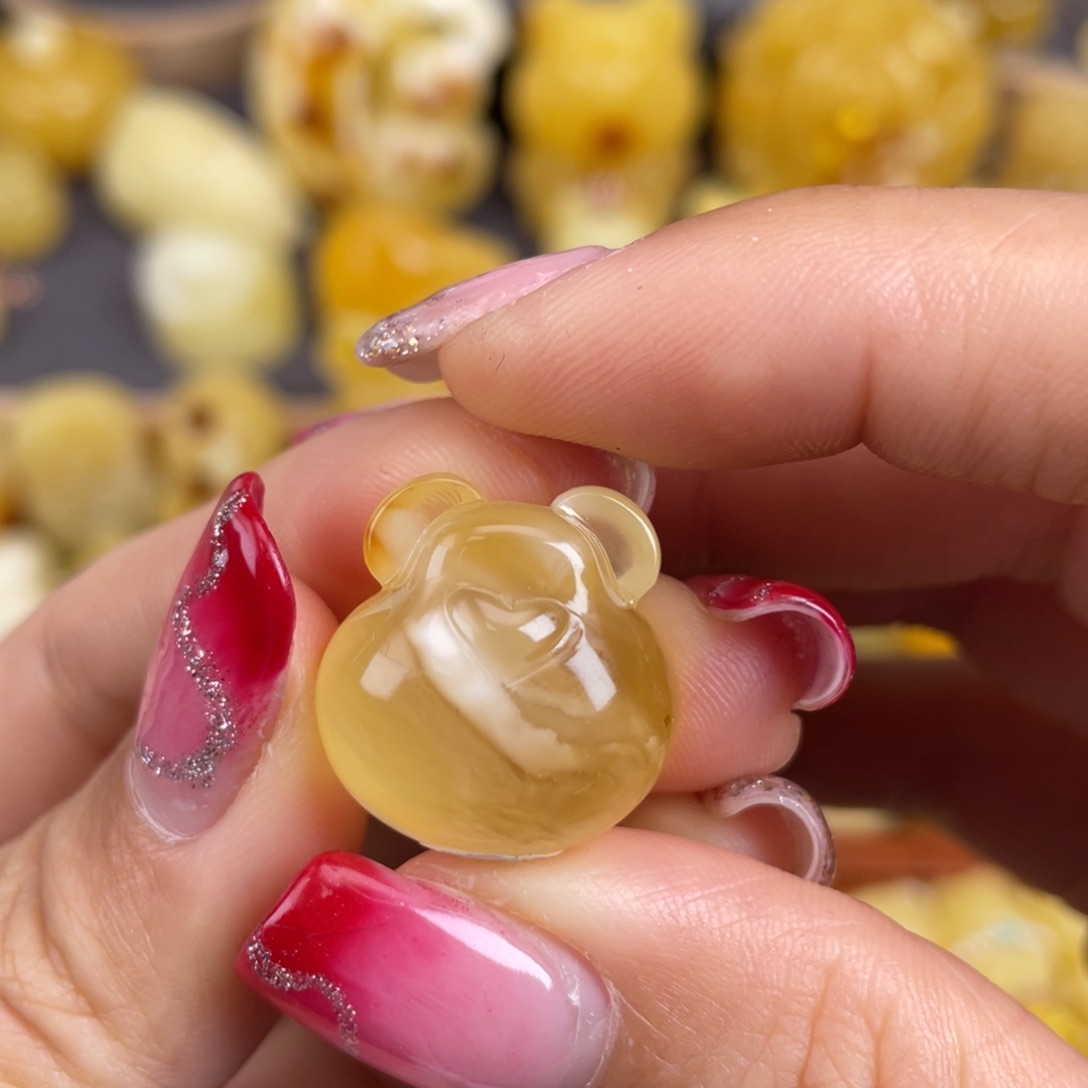 琥珀裸石未镶嵌蜜蜡