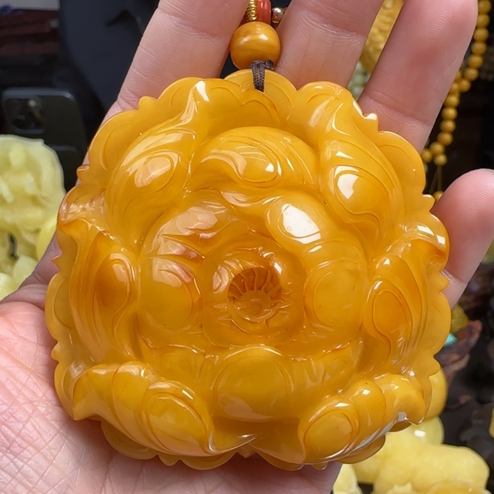 蜜蜡珠宝奇石未镶嵌